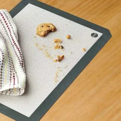 Food Network™ Cookware & Bakeware*Food Network 1/2-Sheet Silicone Baking Mat